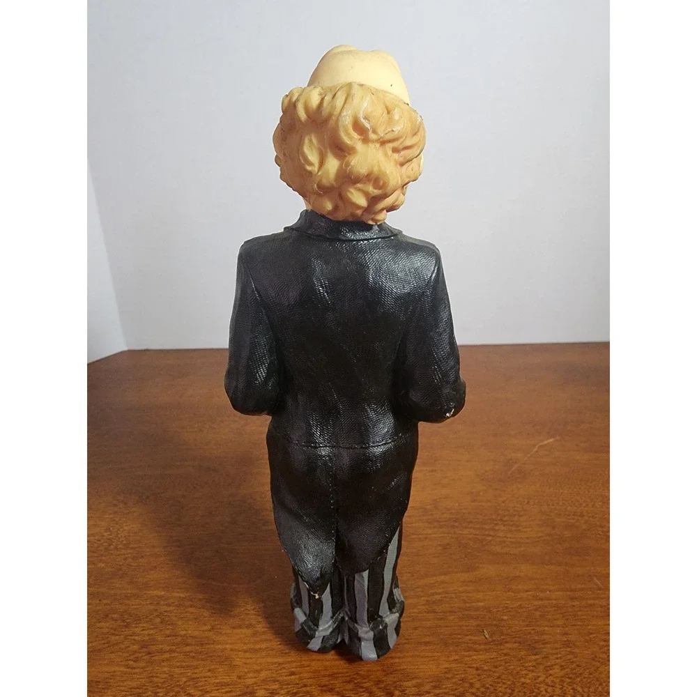 James the Butler Calling Card Cork‎ Holder Resin Figure Vintage Hands Nose